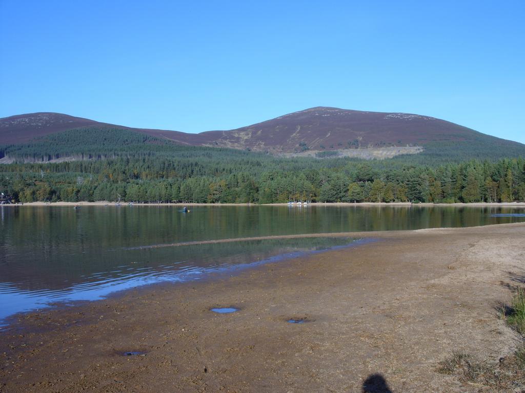 Cairngorm Lodge Youth Hostel Loch Morlich Extérieur photo